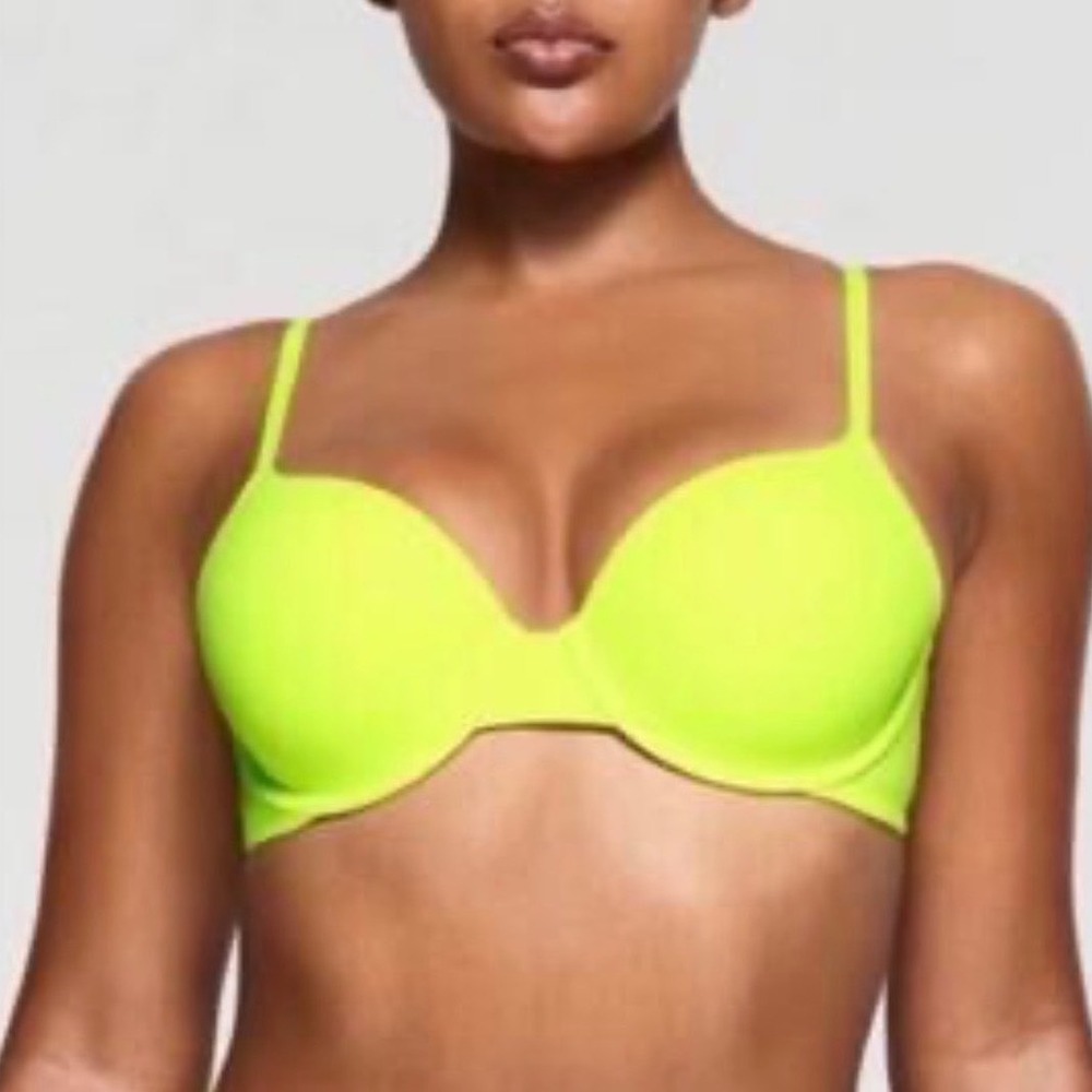 SKIMS Fits Everybody T-Shirt Demi Bra Daffodil‎ 42DDD NWT